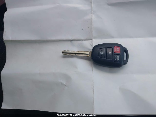 Toyota CAMRY LE 2016 4T1BF1FK0GU532059 Image 11