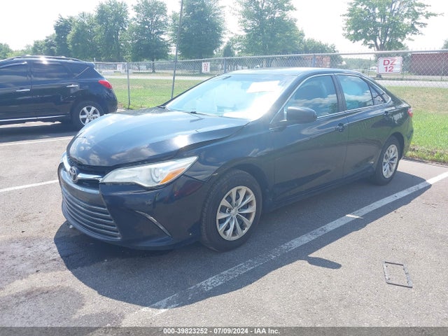 Toyota CAMRY LE 2016 4T1BF1FK0GU532059 Image 2