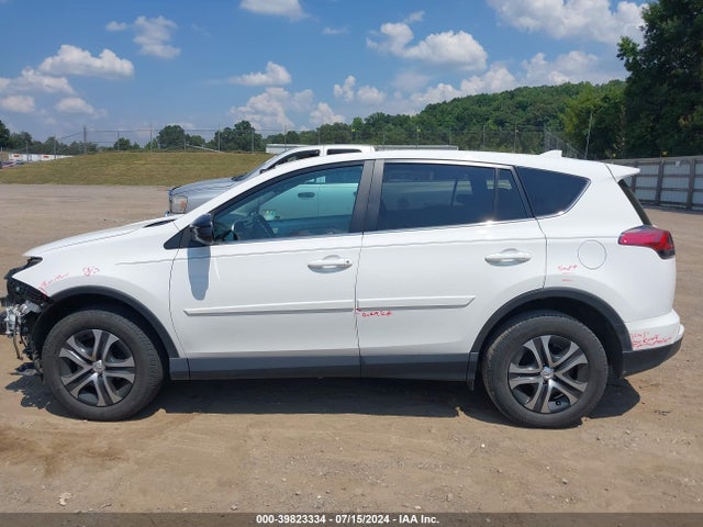 Toyota RAV4 LE 2018 2T3ZFREV5JW515281 Image 14