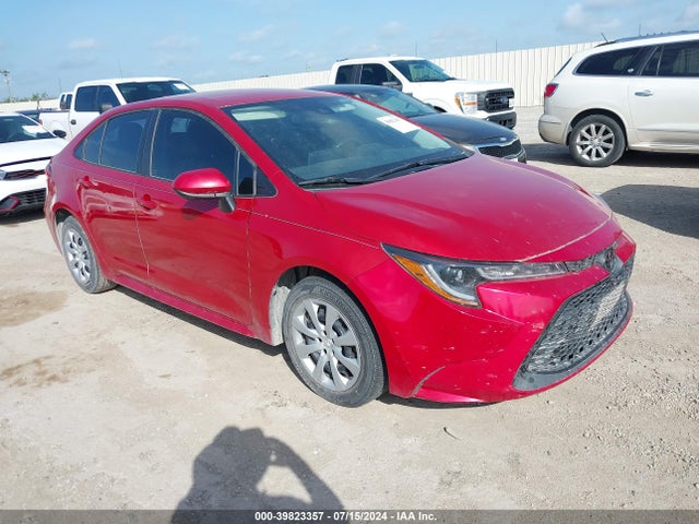 Toyota COROLLA LE 2021 5YFEPMAE5MP256133 головне зображення
