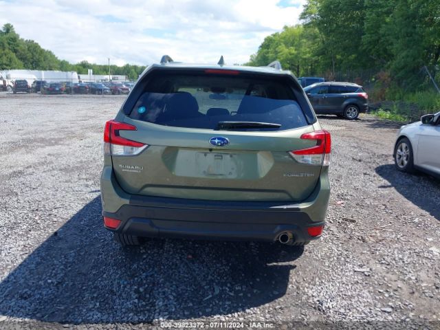 JF2SKAUC8KH571626 Subaru Forester Limited