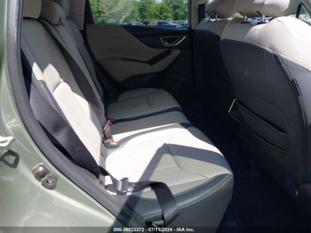 JF2SKAUC8KH571626 Subaru Forester Limited