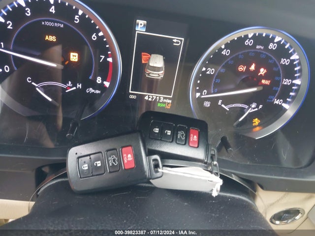 Toyota Highlander Limited Platinum 2018 5TDDZRFH6JS890432 Image 11