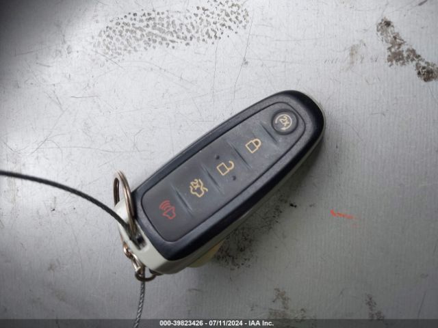 2LMHJ5FK6EBL50177 Lincoln MKT