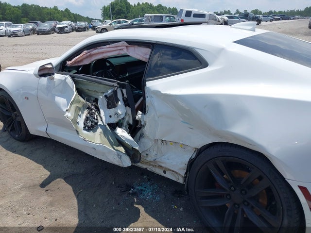 Chevrolet Camaro 2lt 2016 1G1FD1RS4G0120279 Image 6