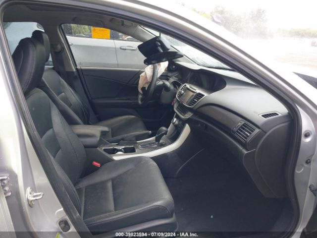 1HGCR3F97EA025832 Honda Accord Touring