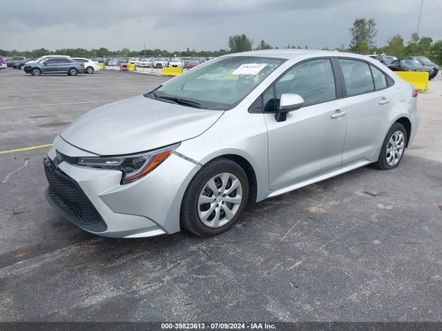 Toyota COROLLA LE 2022 5YFEPMAE3NP377440 Image 2