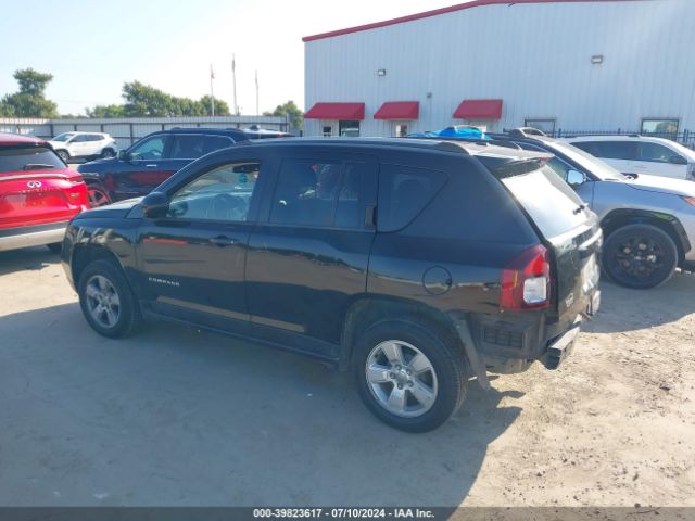 1C4NJCEA3GD665998 Jeep Compass Latitude