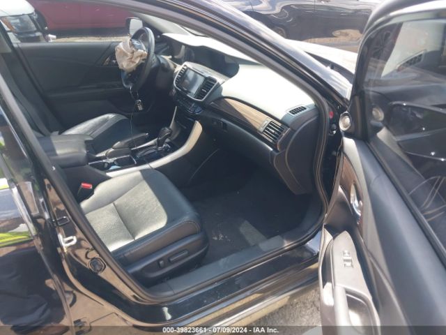 1HGCR3F97HA004614 Honda Accord Touring V6