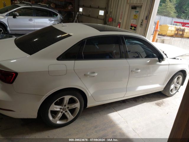 WAUB8GFF0H1016188 Audi A3 2.0t Premium