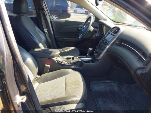 1G11D5SL3FF174138 Chevrolet MALIBU 2LT