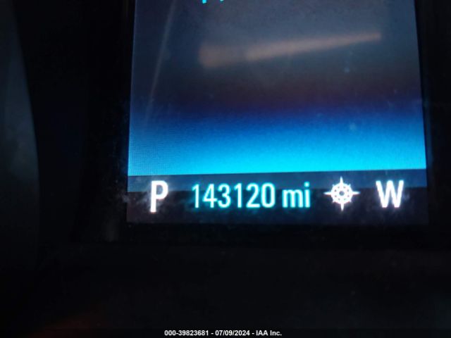 1G11D5SL3FF174138 Chevrolet MALIBU 2LT
