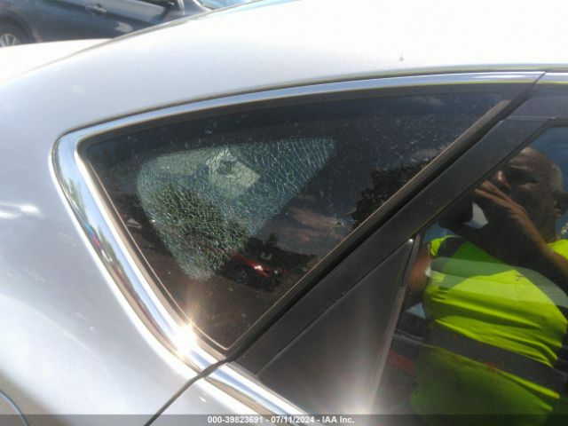 3N1AB7AP9EL685616 Nissan SENTRA SV