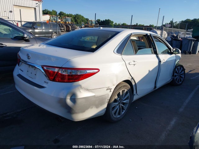 Toyota CAMRY XLE 2015 4T1BF1FK4FU978360 Image 4