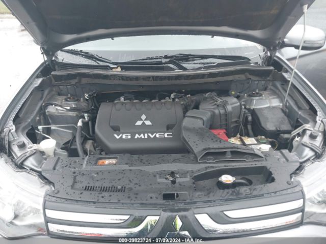 2014 MITSUBISHI OUTLANDER JA4JZ4AX8EZ000516 Photo 9