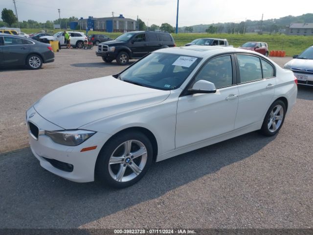 WBA3B3C56FF548992 BMW 328i Xdrive