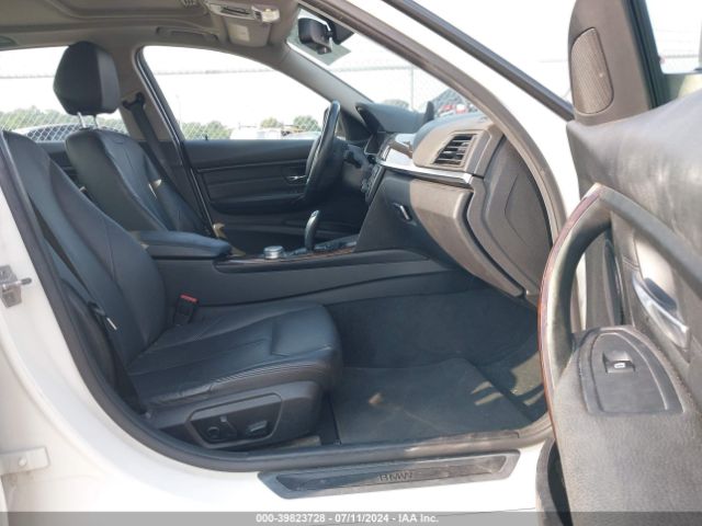 WBA3B3C56FF548992 BMW 328i Xdrive