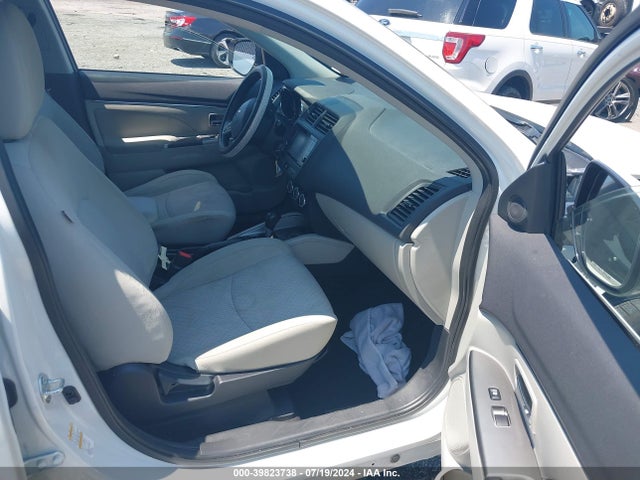 2019 MITSUBISHI OUTLANDER SPORT JA4AP3AU3KU018811 Photo 4