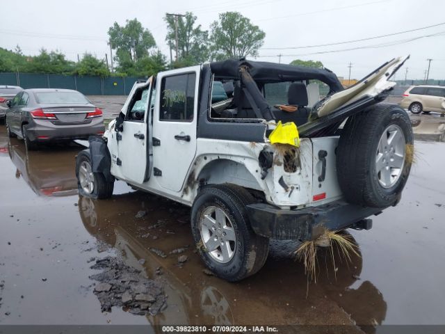 1C4BJWDGXFL744339 Jeep Wrangler Unlimited Sport
