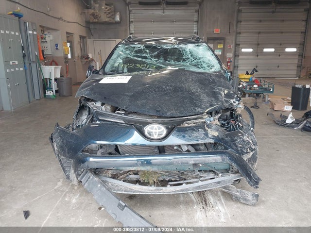 Toyota RAV4 LE 2017 JTMBFREV0HJ137767 Image 12