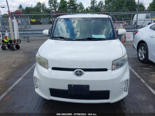 JTLZE4FE4EJ049274 Scion XB