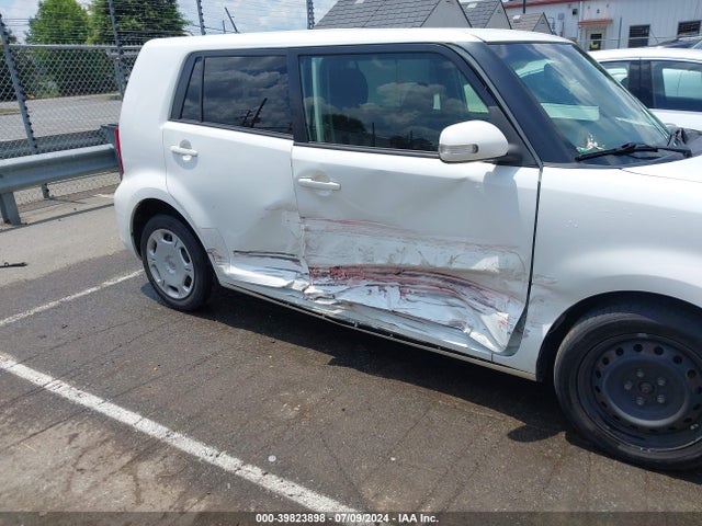 JTLZE4FE4EJ049274 Scion XB