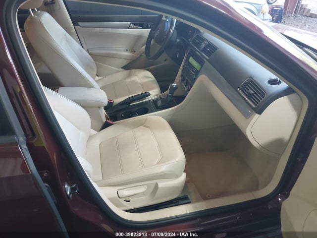 Volkswagen Passat 2.5l Wolfsburg Edition 2014 1VWAP7A3XEC017361 Image 5