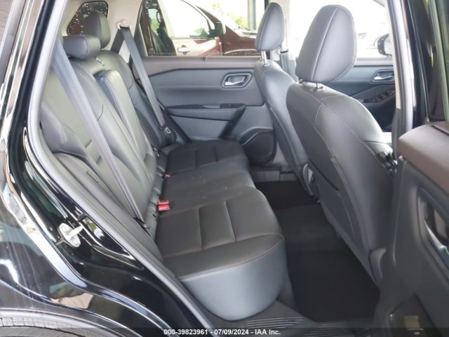 JN8BT3CA2PW416536 Nissan Rogue Sl Fwd