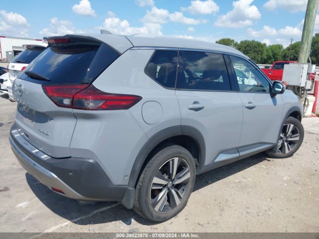 JN8AT3DC0MW105937 Nissan Rogue Platinum Fwd
