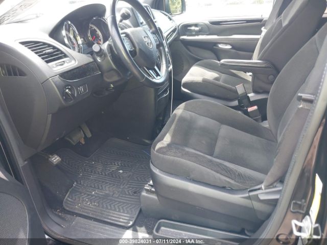 2C4RDGBGXHR856695 Dodge Grand Caravan Se Plus