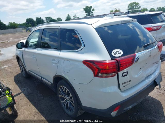 JA4AZ3A31JZ063670 Mitsubishi Outlander Sel