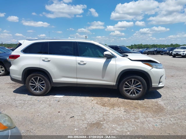Toyota Highlander Xle 2019 5TDKZRFH0KS368680 Image 12