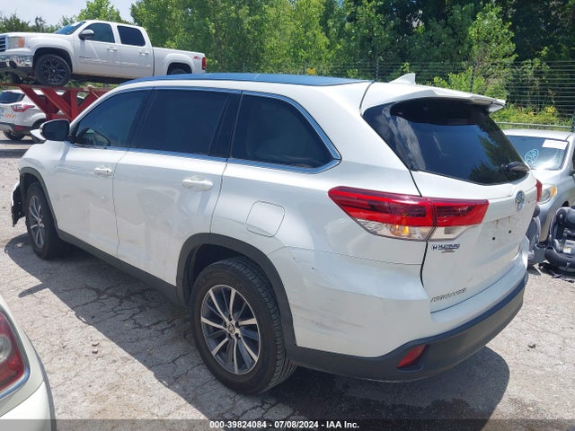 Toyota Highlander Xle 2019 5TDKZRFH0KS368680 Image 3