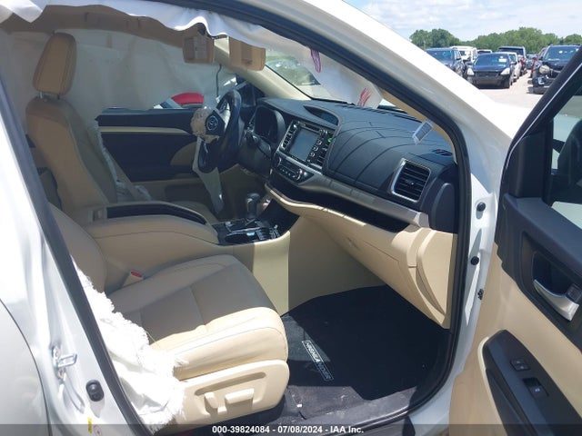 Toyota Highlander Xle 2019 5TDKZRFH0KS368680 Image 5