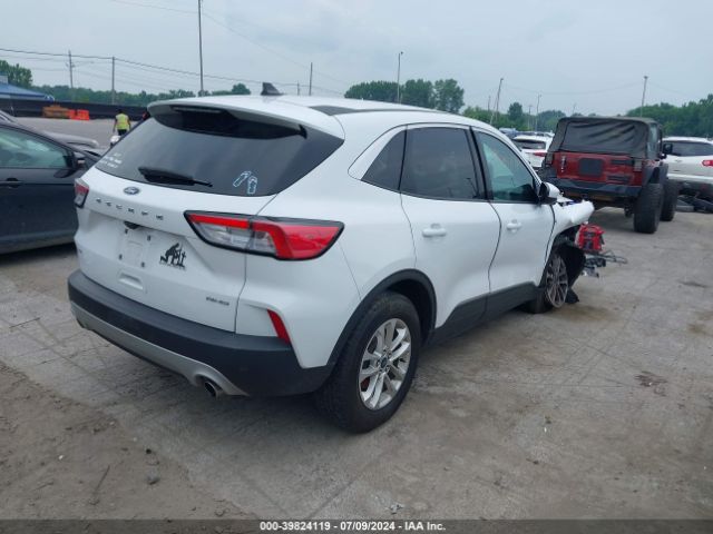 1FMCU9G62MUA10295 Ford ESCAPE SE