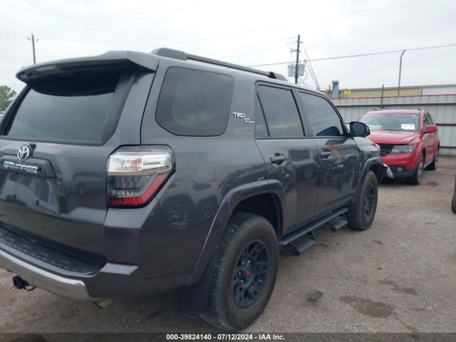 2021 TOYOTA 4RUNNER JTEPU5JR2M5898800 Photo 3