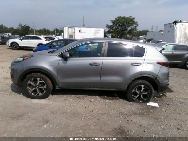 KNDPMCAC8M7885400 KIA Sportage Lx