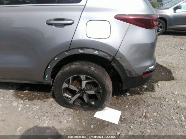 KNDPMCAC8M7885400 KIA Sportage Lx