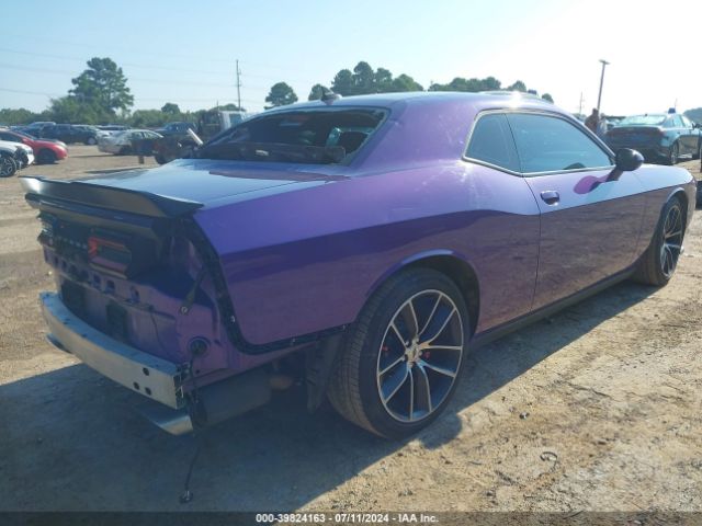 2C3CDZFJXJH314519 Dodge Challenger 392 Hemi Scat Pack Shaker