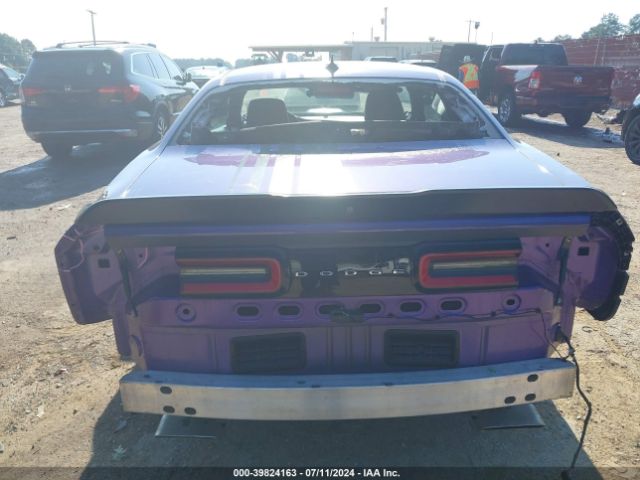 2C3CDZFJXJH314519 Dodge Challenger 392 Hemi Scat Pack Shaker