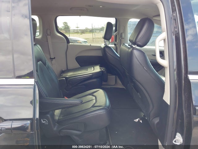 2C4RC1BG9NR128636 Chrysler Pacifica Touring L
