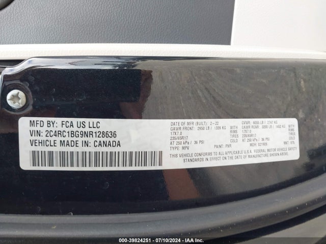 2C4RC1BG9NR128636 Chrysler Pacifica Touring L