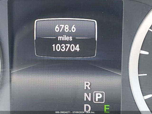 SJKCH5CP5HA033574 Infiniti Qx30 Premium