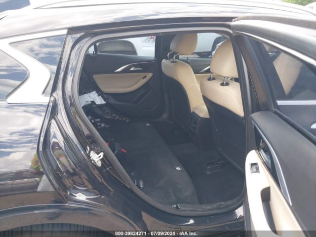 SJKCH5CP5HA033574 Infiniti Qx30 Premium