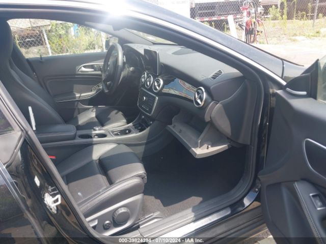WDDSJ4GB7GN370563 Mercedes-Benz CLA 250 4MATIC