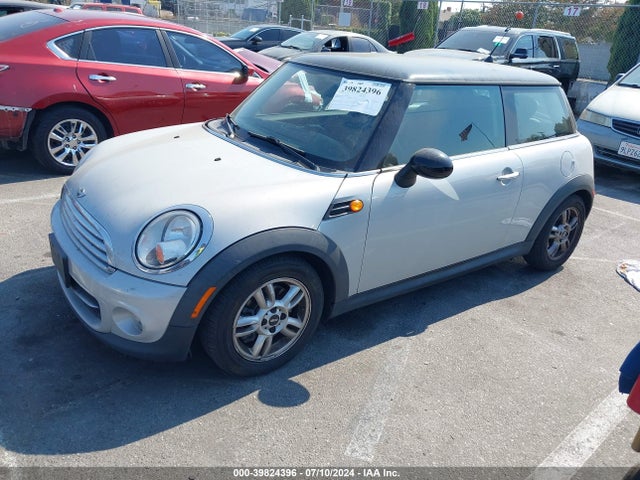 2012 MINI COOPER WMWSU3C58CT540816 Photo 1