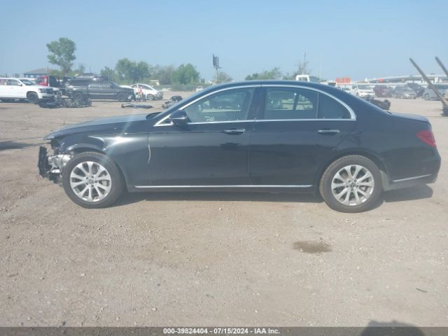 WDDZF4JB8HA232919 Mercedes-Benz E 300