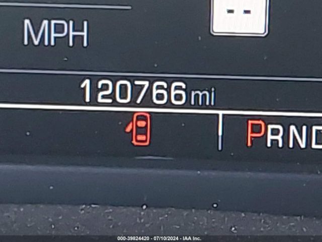 1GNSCHKC9HR235193 Chevrolet Suburban Lt