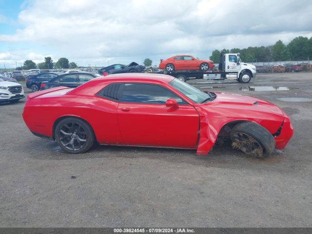 2C3CDZAG0JH111473 Dodge Challenger Sxt Plus