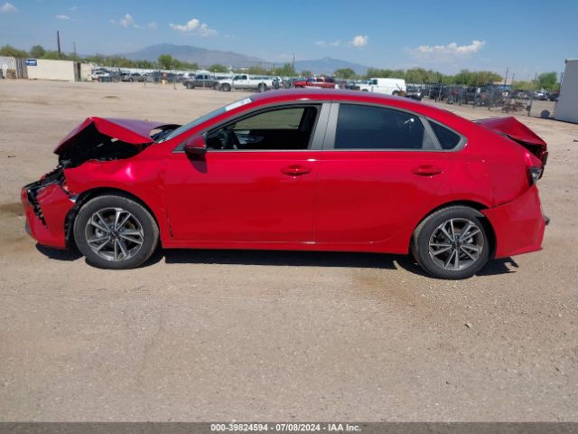 3KPF24AD6RE752545 KIA Forte Lxs